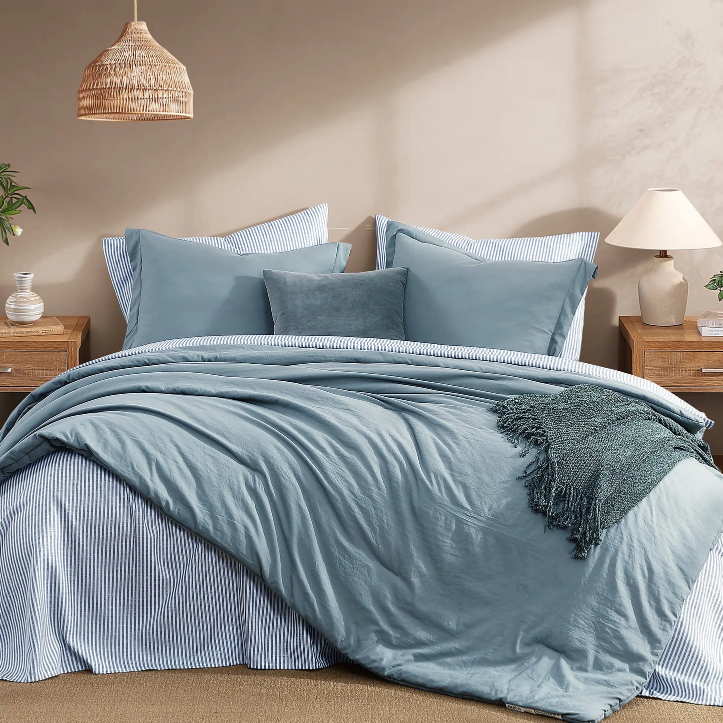 Monbix 7-Piece Coastal Microfiber Comforter Set with Storage Pockets