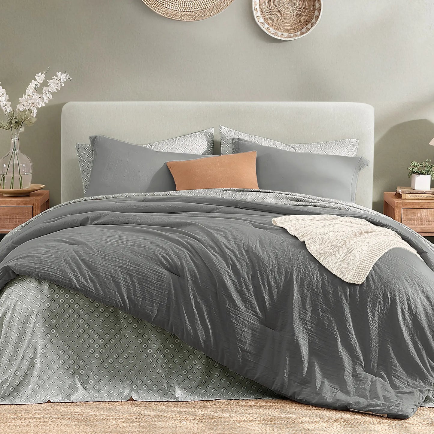 Monbix 7-Piece Coastal Microfiber Comforter Set with Storage Pockets